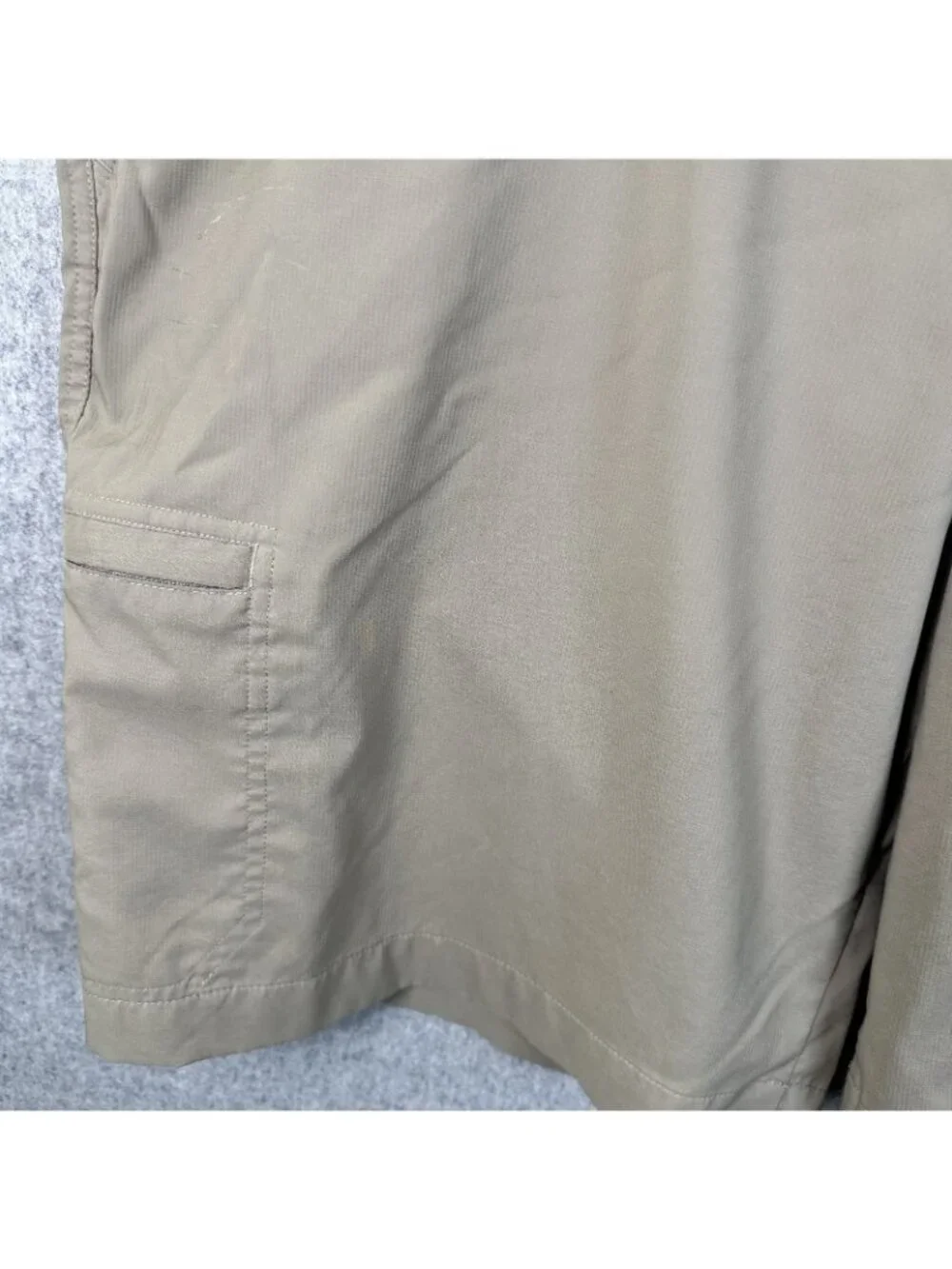 Nike Golf Size 38 Mens Shorts Beige Lightweight‎ Thin Dri-Fit Flat Front Stretch